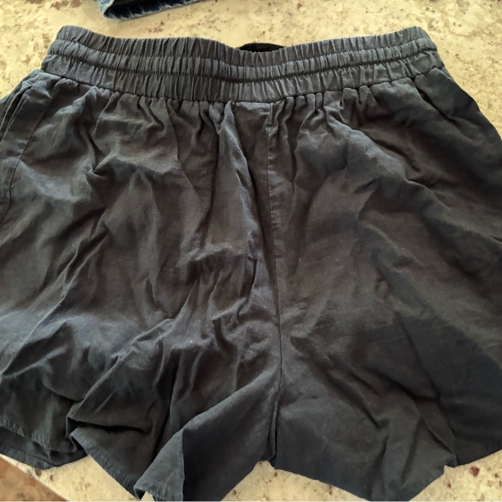 Men's Black Elastic Waist Shorts